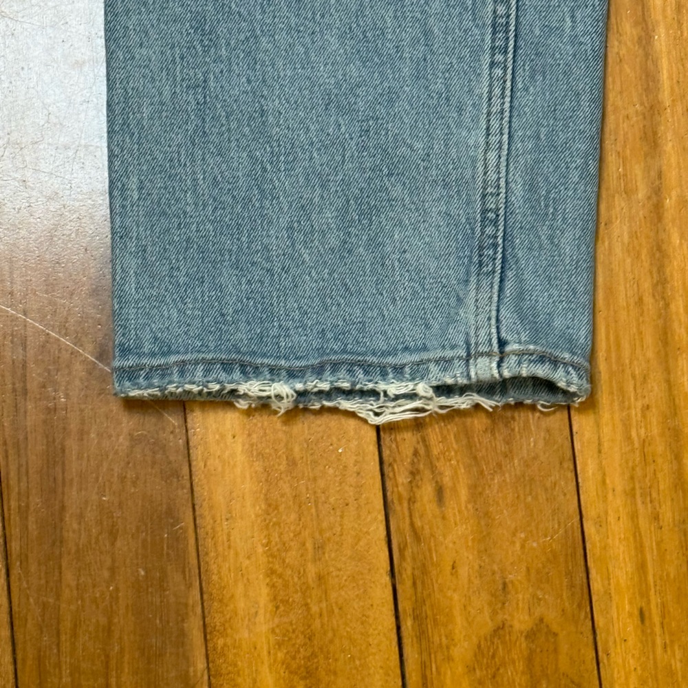 Abercrombie & Fitch 90s Straight‎ Ultra High Rise Jeans 29 Distressed Light Wash - Picture 7 of 10